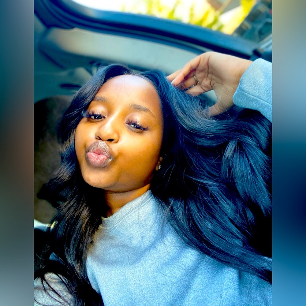 Meet your Posher, Eva